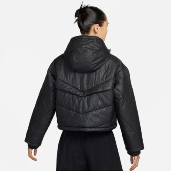 NIKE Sportswear Therma-FIT CLASH ICON City Jacket - Picture 2 of 7